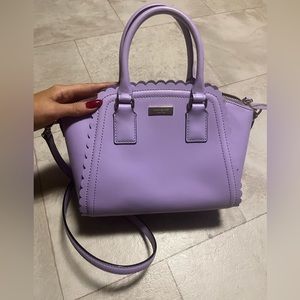 Lilac purple Kate Spade bag for sale. Fantastic condition. Removable strap.